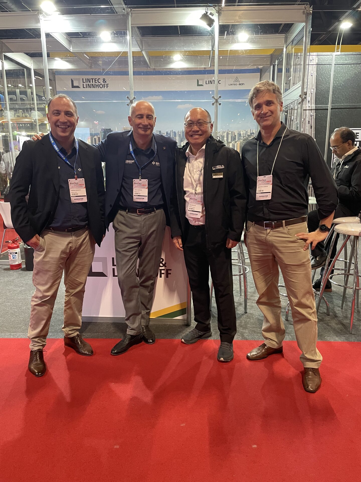 Paving Expo Visitors_3144