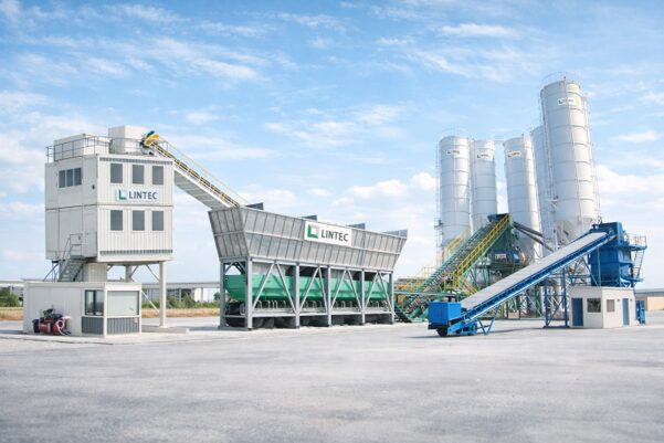 Large stationary Lintec setup to consider when you choose concrete batching plant for high-capacity projects.